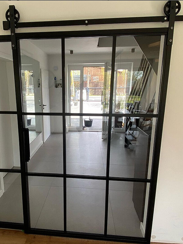 Ganzglasanlagen nach Maß vom Glasbau-Experten aus Hamburg