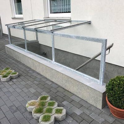 Terrassenüberdachungen & Vordächer